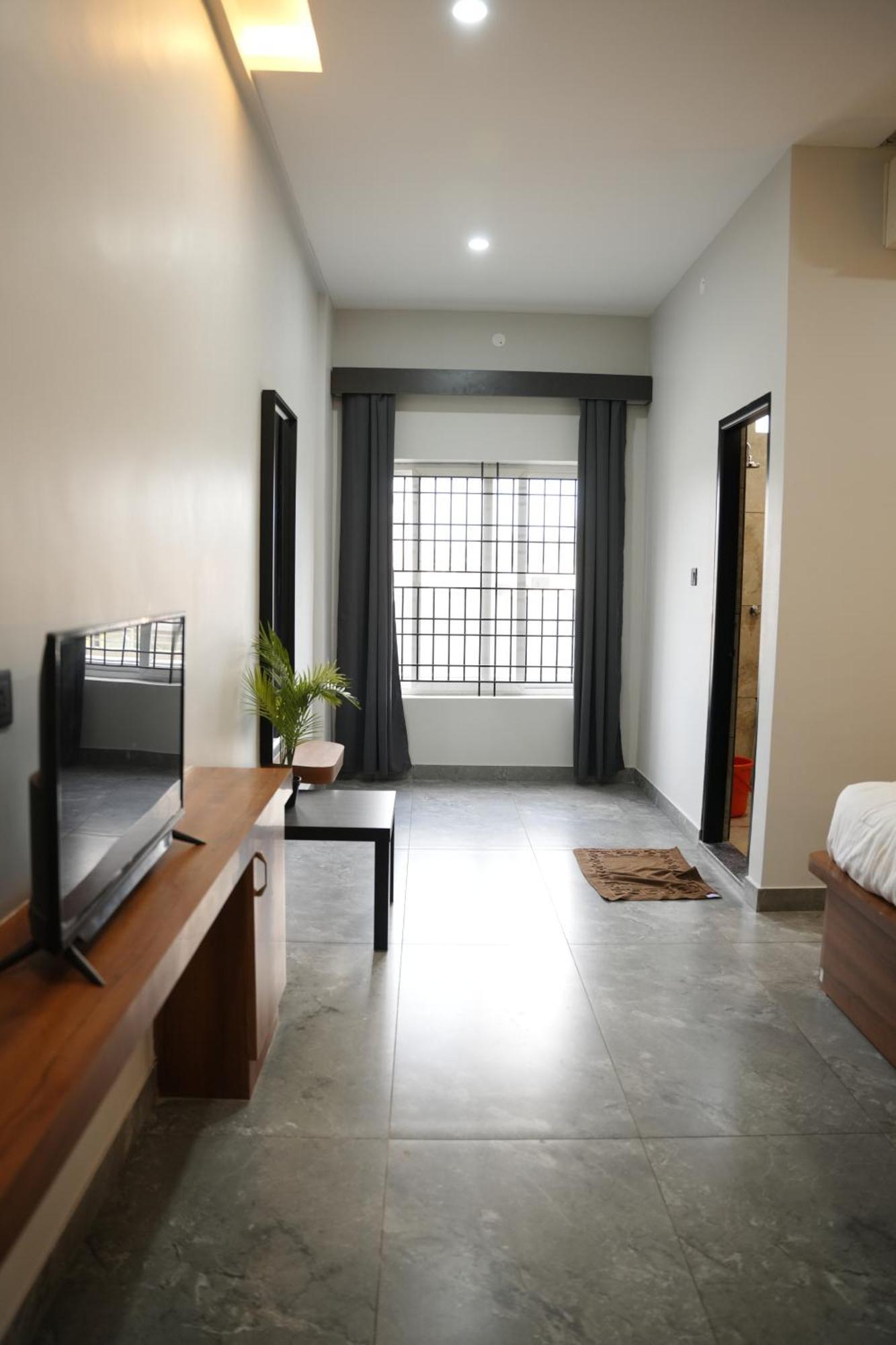 Hotel Sarvam Residency à Sagar  Extérieur photo